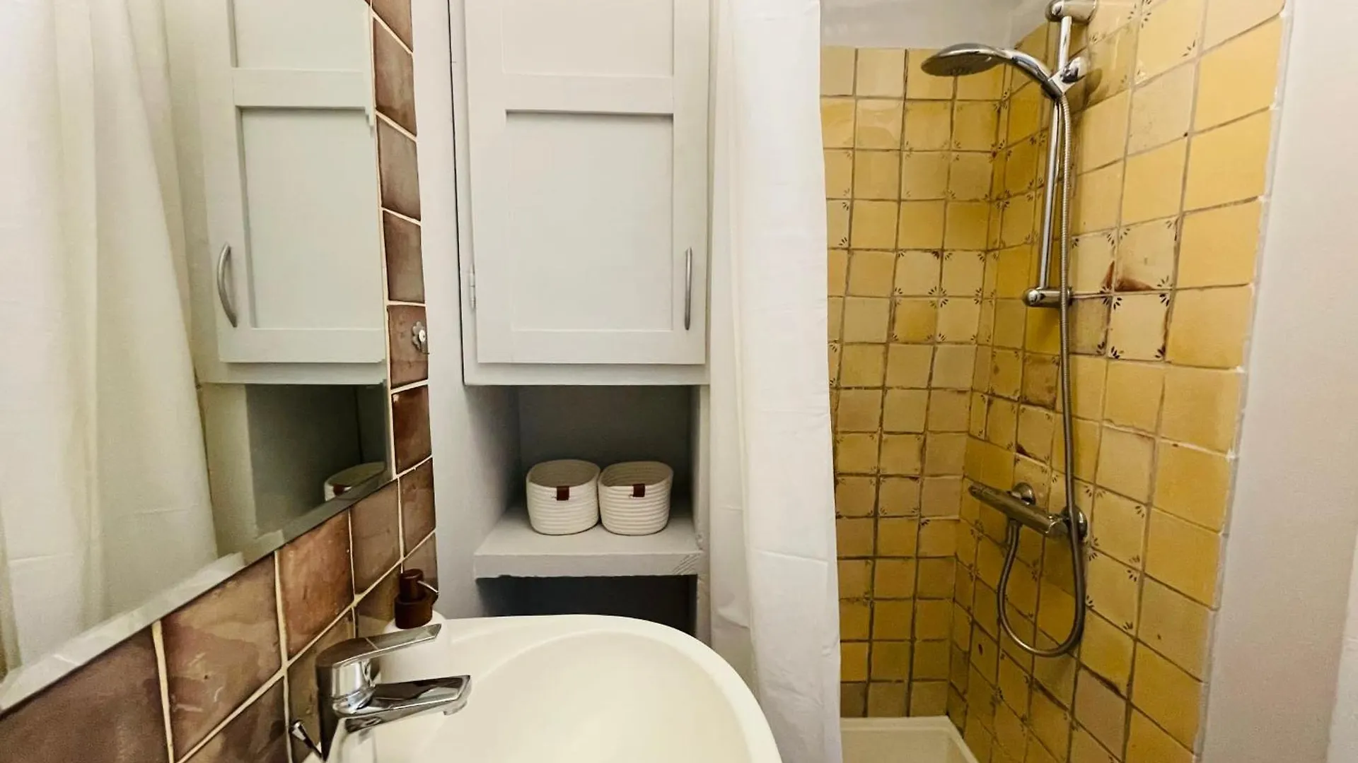 La Maison Maupas Menerbes Holiday home